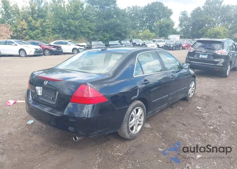 2006 Honda Accord 2.4 Ex из США, поврежденный, VIN 1HGCM56856A109330